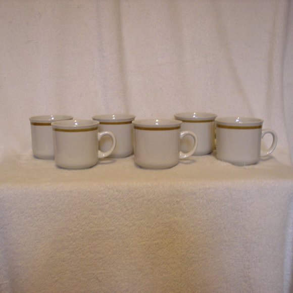 Other - Vintage Cups Mountain Wood Collection Stoneware